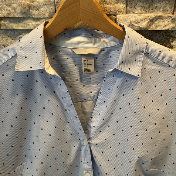 🌱H&M  women’s button thru stretch dress shirt - Picture 2 of 4